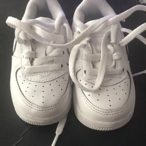 Used child g Nike size  5 mint condition